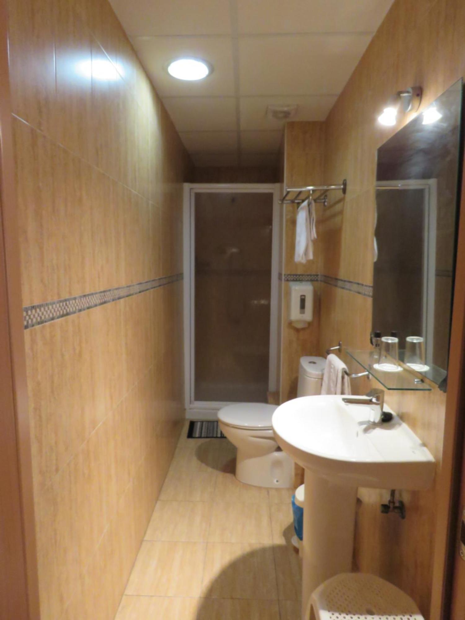 Hotel Alain Силья Экстерьер фото