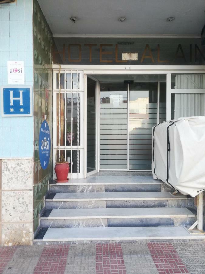 Hotel Alain Силья Экстерьер фото