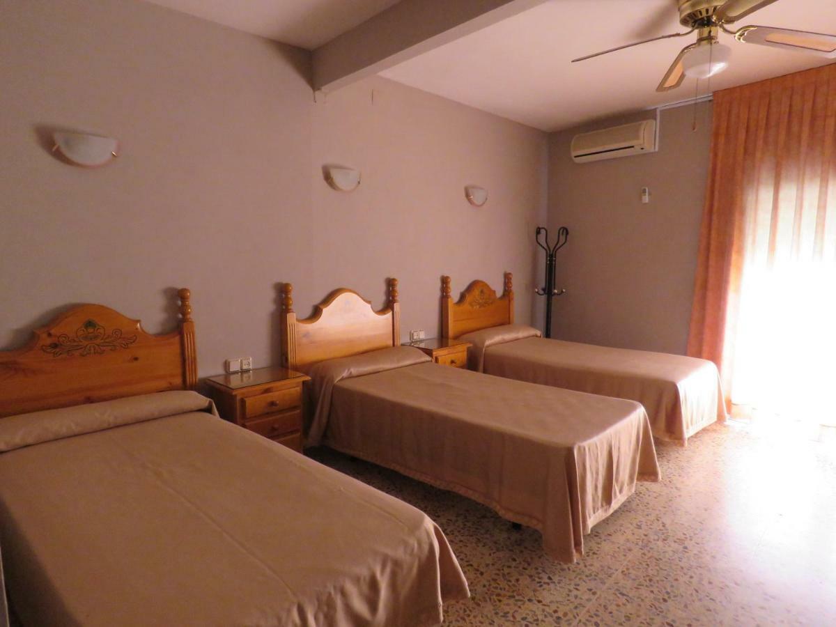 Hotel Alain Силья Экстерьер фото